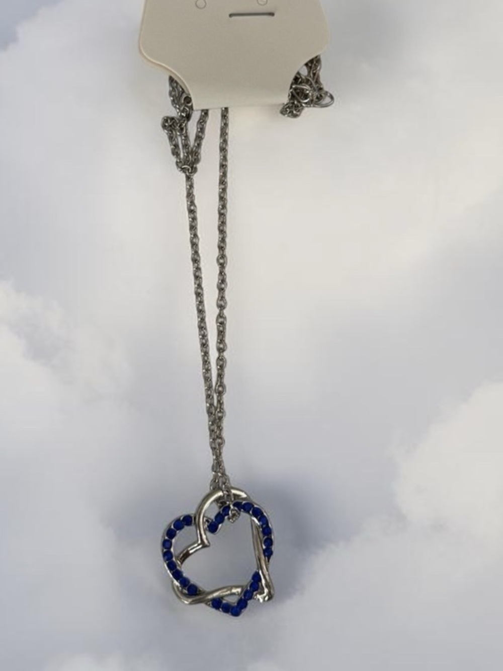 🫶🏻 Silver Floating Heart Pendant Necklace with Blue Stones